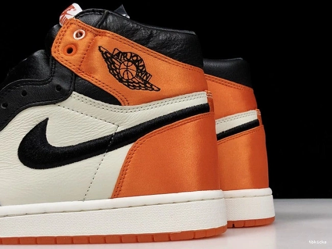 Rep TB AV3725-010 Satin Retro Backboard 1 Womens Air Jordan Shattered 0709